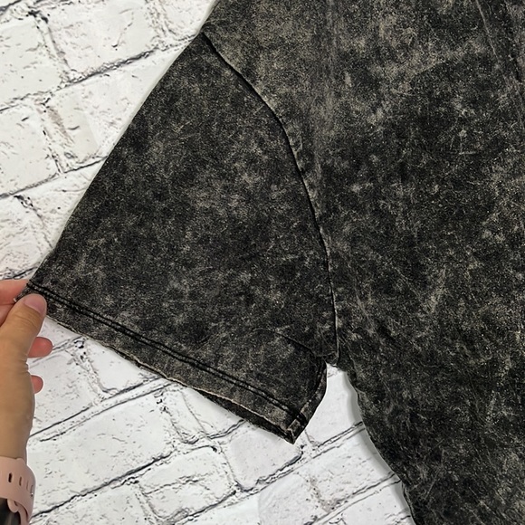 Zenana Plus Size Oversized Mineral Wash Boyfriend Tee - Picture 3 of 5